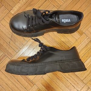 Viron Paris 2005 Apple Leather Corn Oxford Sneaker 40 Vegan  Recycled Rubber